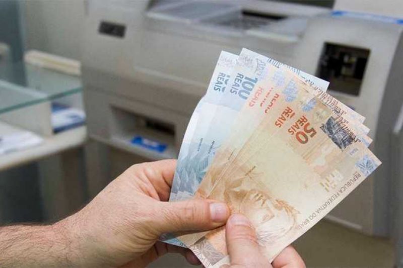 INSS irá antecipar pagamento do 13º dos aposentados para fevereiro e março