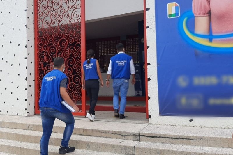 Procon fiscaliza escolas de Alagoas para garantir cumprimento das normas de segurança