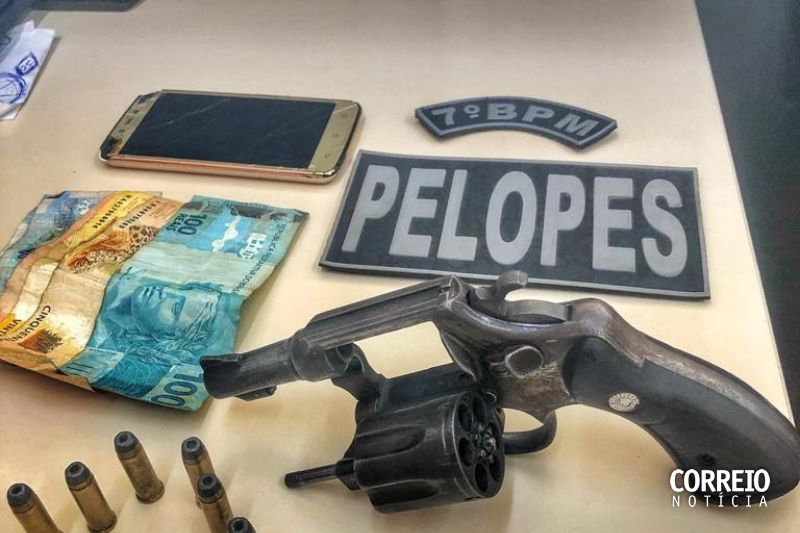 Foragido da Justiça é preso em Tapera ao ser flagrado tentando esconder arma em carro