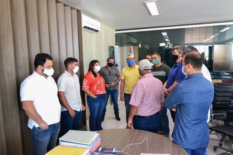 Viabilidade técnica do Aterro Sanitário para Delmiro é aprovada em reunião com o IMA