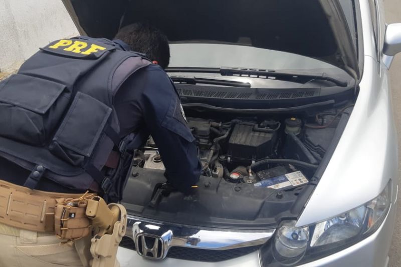 Motorista é preso em Santana do Ipanema dirigindo Honda Civic roubado