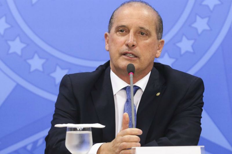 Bolsonaro confirma Onyx na Secretaria-Geral, mas nega reforma ministerial