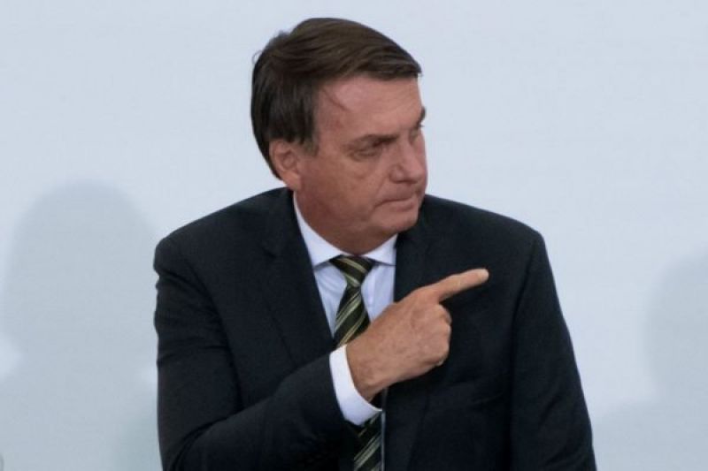 Auxílio emergencial pode voltar em março e durar até 4 meses, diz Bolsonaro