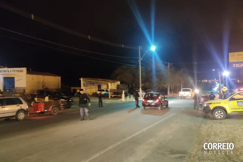 Polícia realiza mais de 100 abordagens durante operação em quatro cidades do Sertão