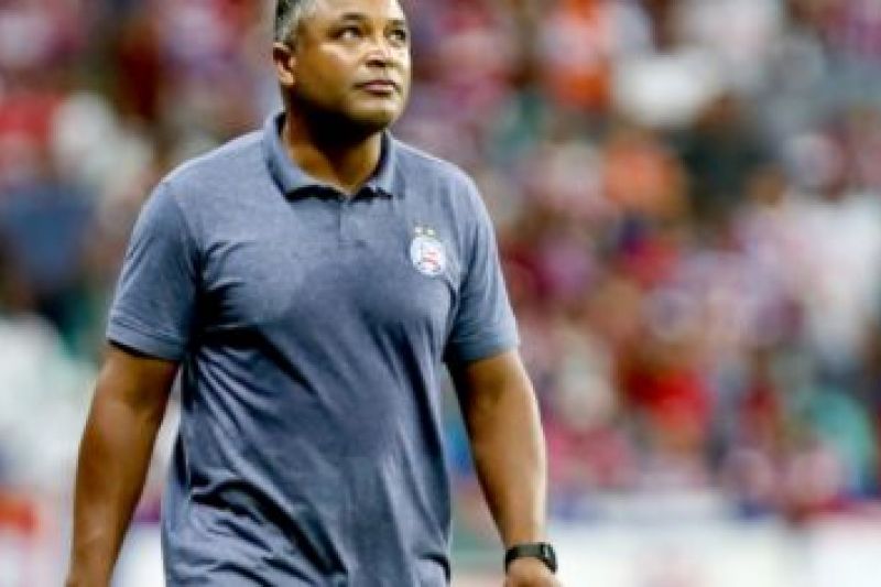 Com pouca utilização da base e peso de decisões: o que esperar de Roger Machado no Flu