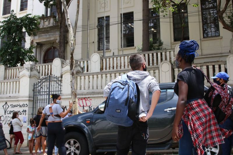 Redes públicas de ensino definem calendário e modelo de aulas em 2021