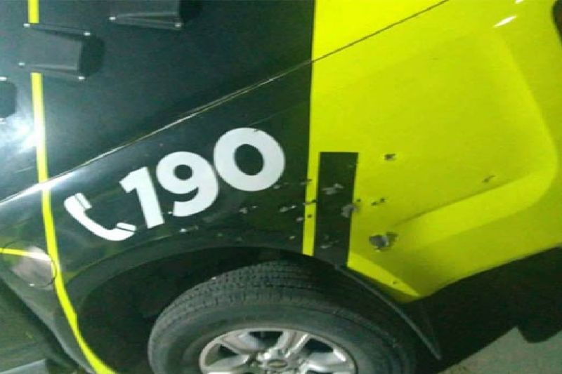 Homem agride a esposa com facão, paga fiança e é liberado pela polícia em Pão de Açúcar