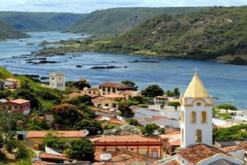 Após denunciar furto, dono de supermercado em Piranhas decide perdoar suspeitos