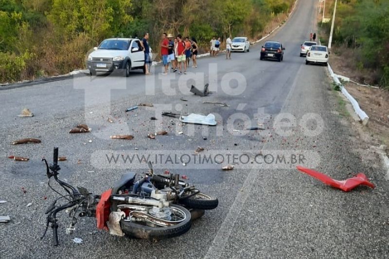 Grave acidente entre moto e carro resulta na morte de homem entre Piranhas e Canindé