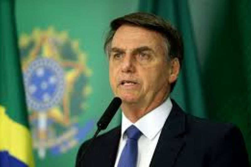 Bolsonaro: Brevemente, podemos ter invasão a mercados, fogo em ônibus e greves