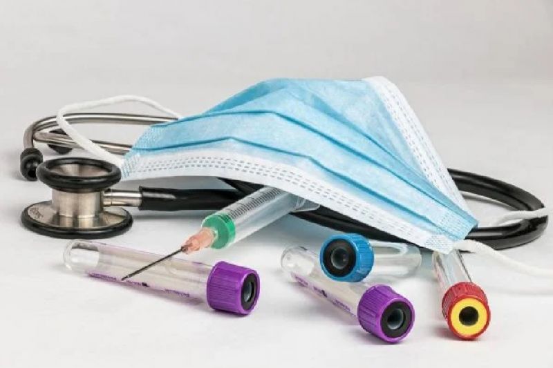 Covid: derrubado veto para indenizar família de profissionais da saúde