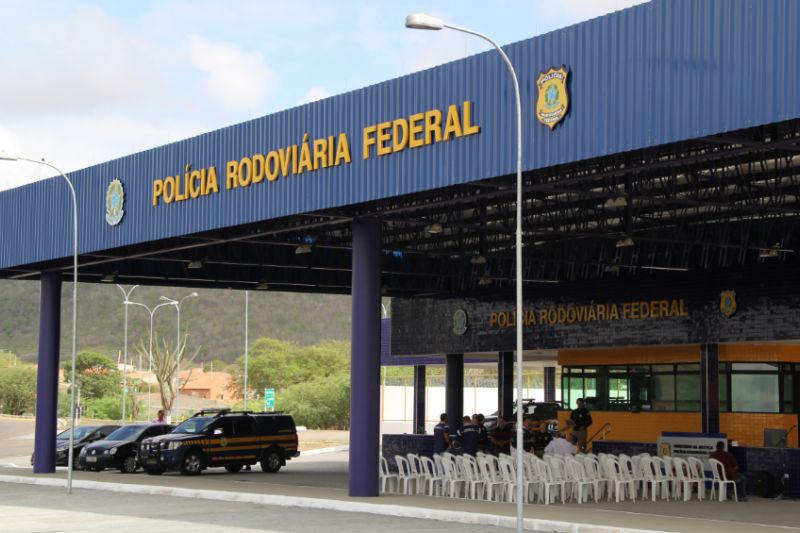Homem é preso em rodovia de Canapi por causa de semirreboque com restrição judicial