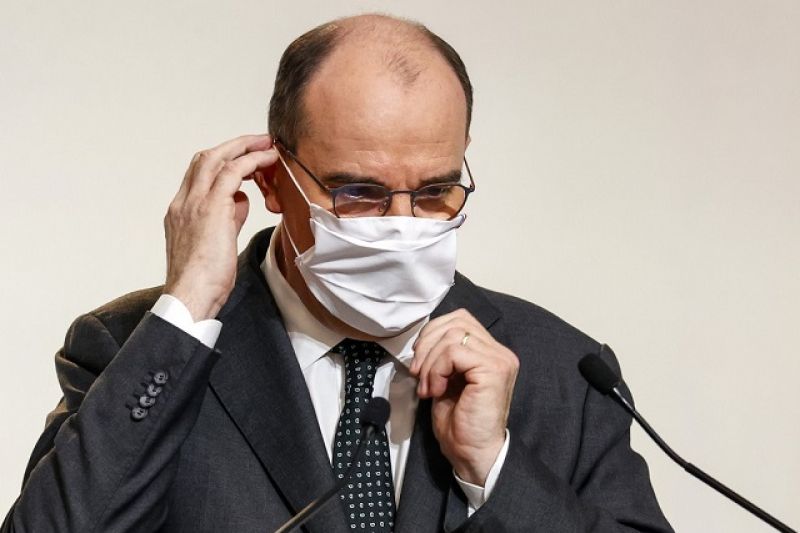 Primeiro-ministro da França provoca risos ao citar cloroquina no Brasil