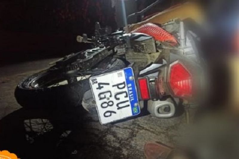 Madrugada em Monteirópolis: motociclista morre ao colidir na traseira de carro na AL-220