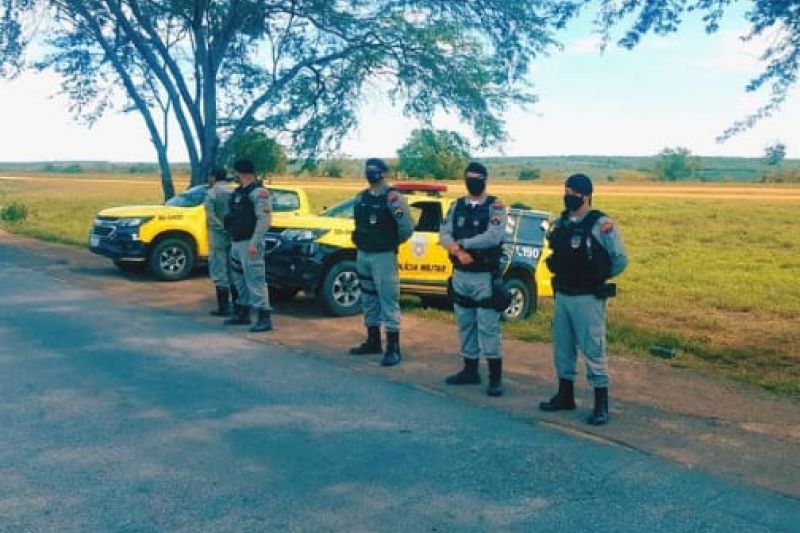 7º BPM realiza Operação Bloqueios no Sertão