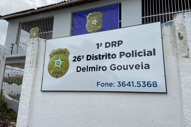 Homem é preso suspeito de espancar e manter em cárcere privado a esposa em Delmiro Gouveia