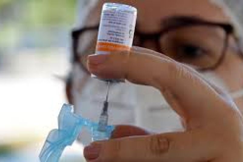 Governo aceita novas exigências para vacinação de profissionais autônomos em Alagoas