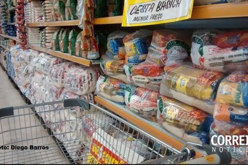Custo da cesta básica aumenta em 15 capitais do país em abril