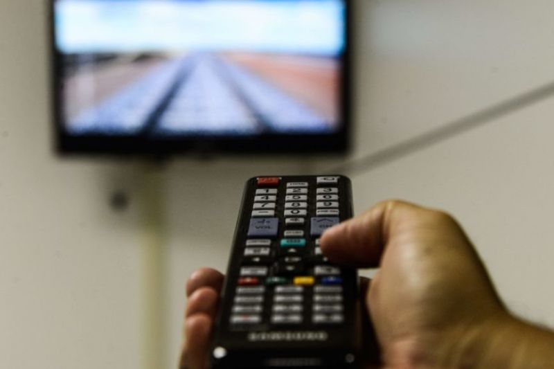 Vendas de TV crescem no Brasil e novas marcas chegam ao mercado