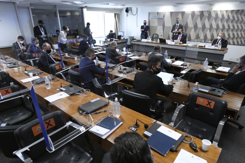 CPI da Covid convoca representantes de Facebook, Google e Twitter