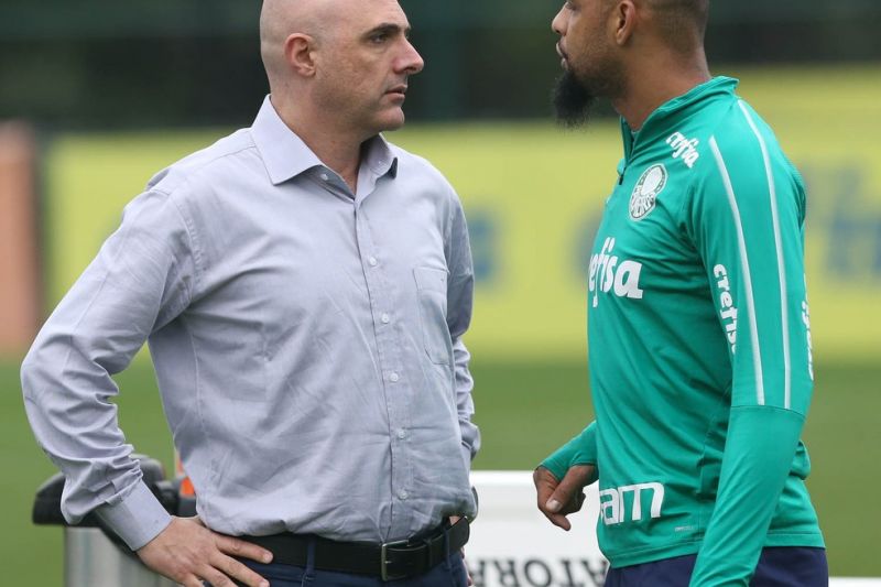 Presidente do Palmeiras já decidiu: não vai renovar com Felipe Melo