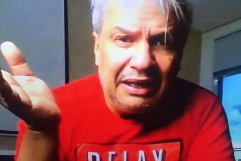 Após falas homofóbicas, Rede TV projeta demissão de Sikêra Jr