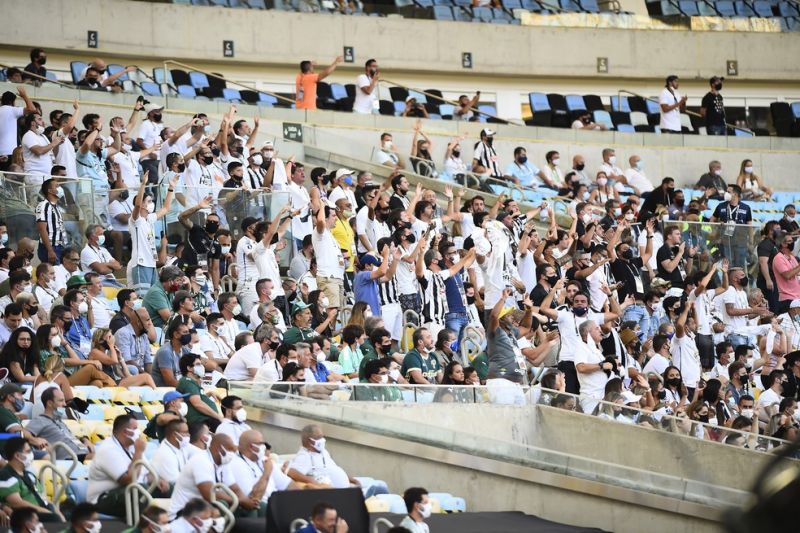 Prefeitura cede à Conmebol e decide liberar 10% de público para a final Brasil e Argentina