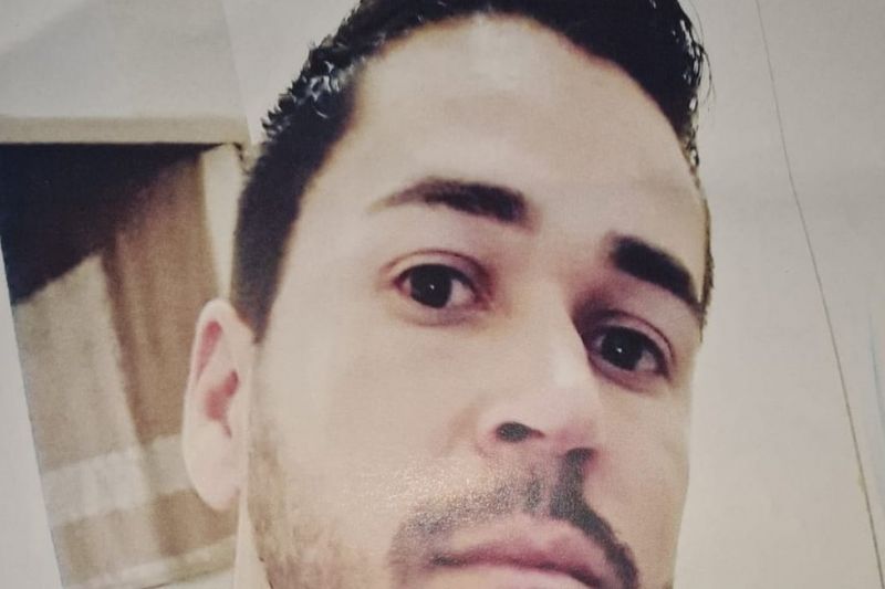 Matador de pai e filha em São Paulo foge da polícia e é visto bebendo no Sertão de Alagoas