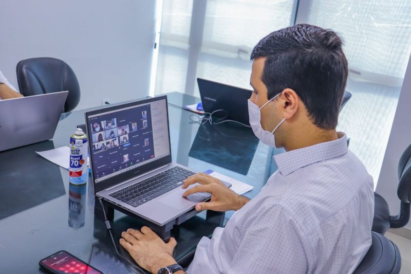 AMA e COSEMS lançam nota para punir quem escolher e recusar vacina