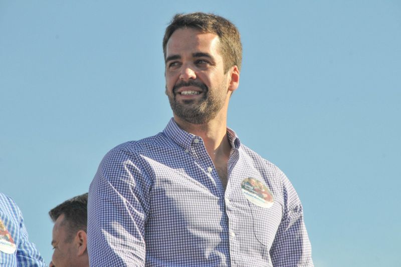 Governador do RS nega ter assumido homossexualidade por ‘ganho eleitoral’