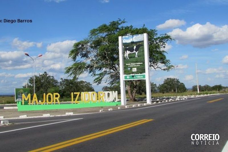 Reforma da pintura do prédio da Câmara de Vereadores de Major Izidoro irá custar R$ 16 mil