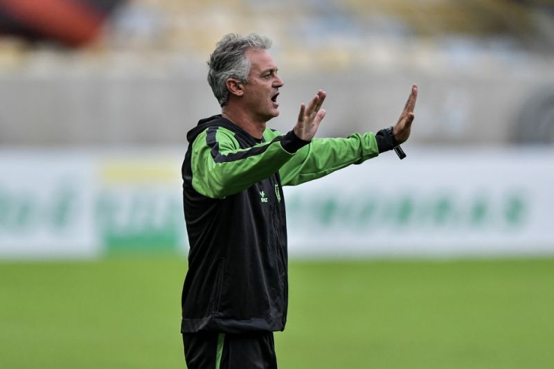 Vasco anuncia a contratação de Lisca como novo técnico