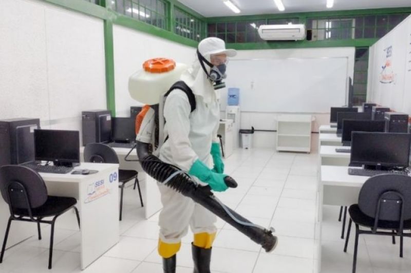 Prefeitura de Senador realiza sanitização de escolas para retorno das aulas presenciais