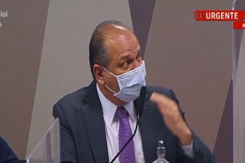 Deputado irrita senadores ao dizer que CPI afastou empresas de vacinas