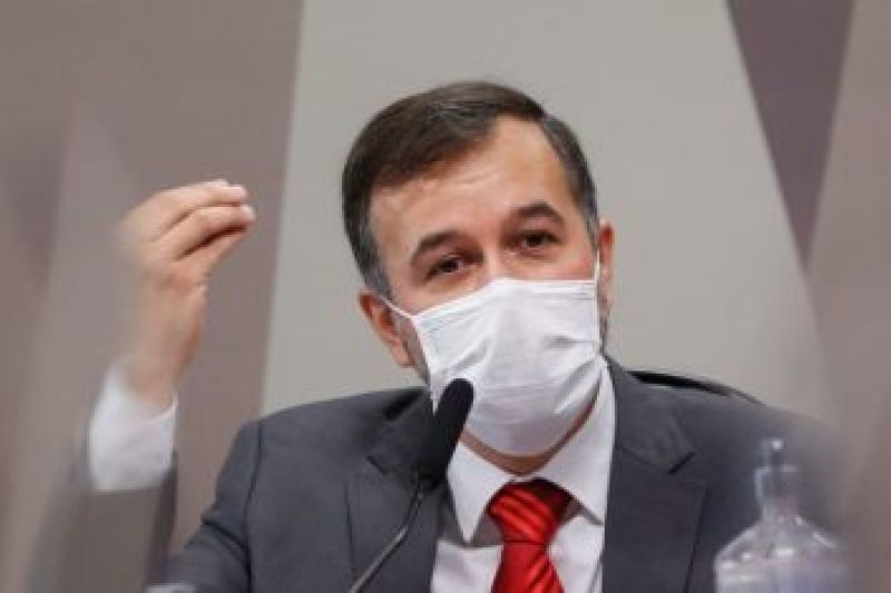 Auditor do TCU confirma adulteração de documento, e senadores apontam crime de Bolsonaro