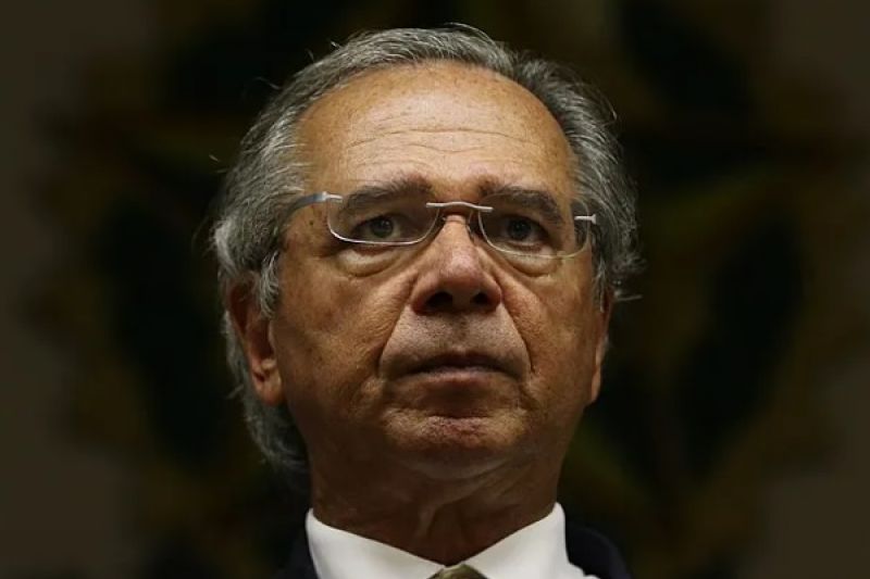 Guedes afirma que inflação de 8% está