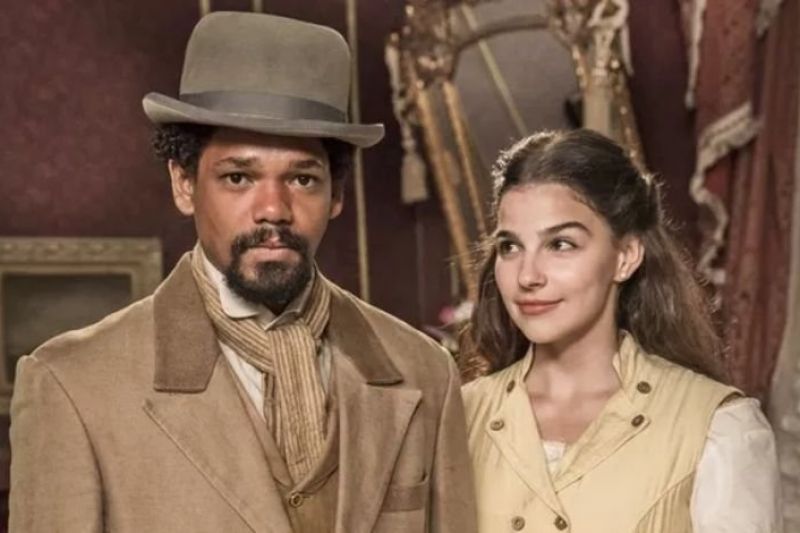 Autora de novela da Globo se desculpa por cena com racismo reverso
