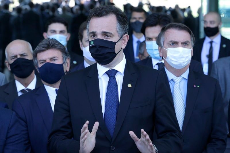 Pacheco deve se reunir com governadores para discutir crise institucional