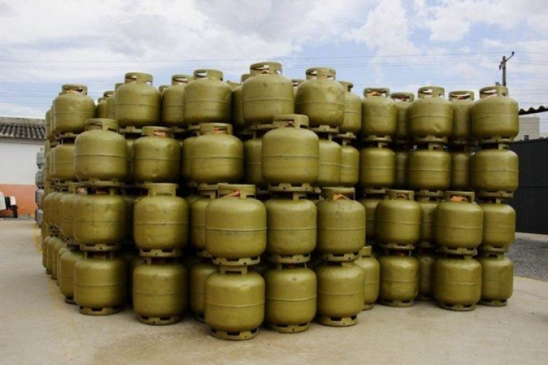 Gás de cozinha vai ficar 7% mais caro em setembro e preço vai passar dos R$ 100 Reais