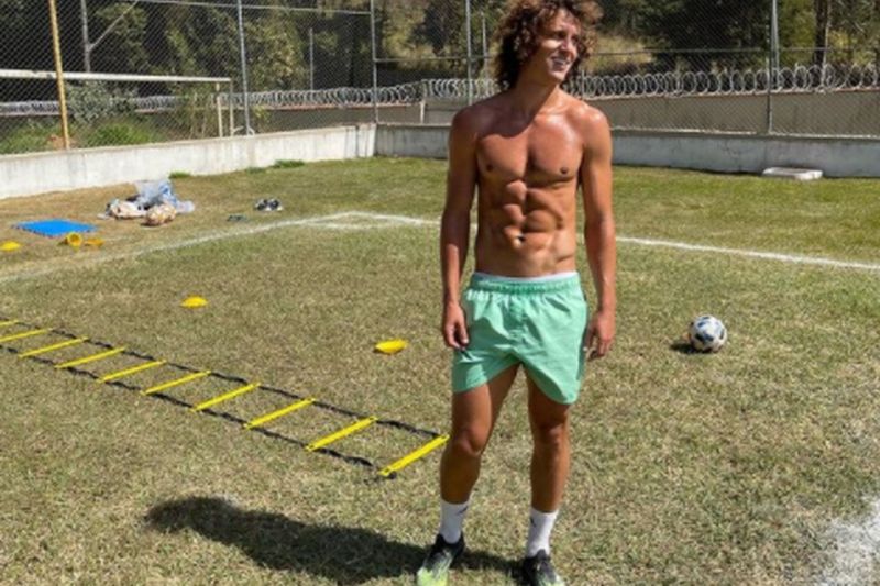 No alvo do Flamengo, David Luiz está fora dos planos do Benfica, segundo jornal