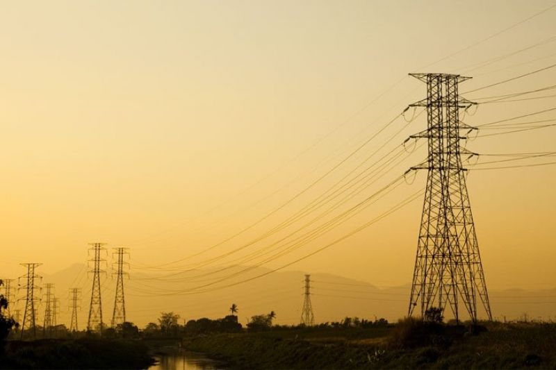 Governo cria nova taxa extra da conta de luz e eleva bandeira tarifária em 50%