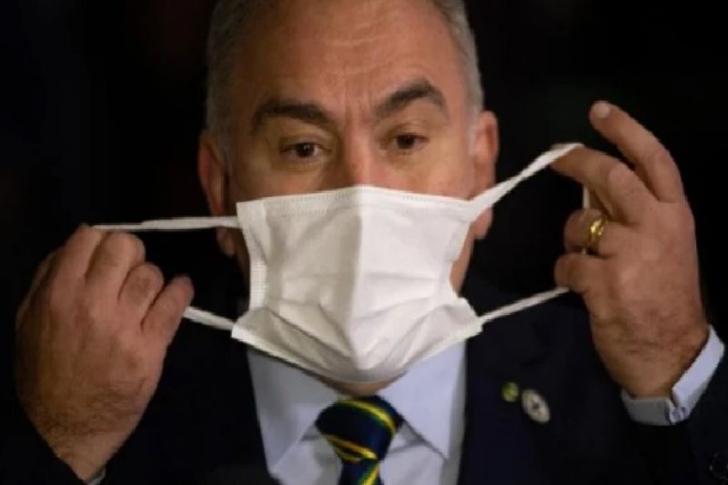 Queiroga prevê fim da obrigatoriedade de máscara ao ar livre em novembro