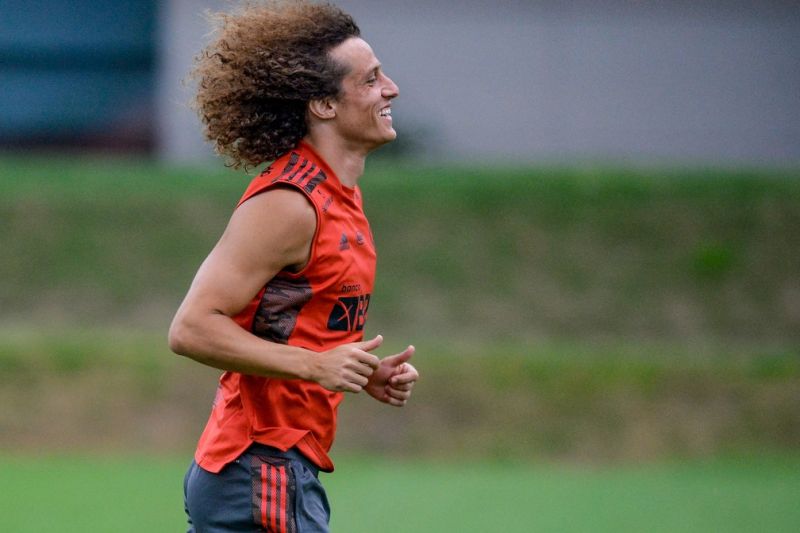 Perto da estreia pelo Flamengo, David Luiz impressiona Renato Gaúcho