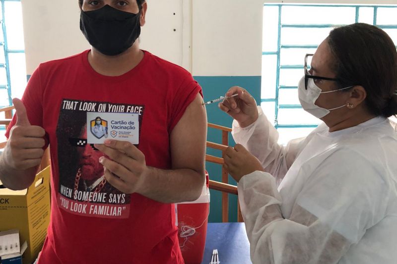 Delmiro Gouveia já aplicou mais de 42 mil doses da vacina contra a Covid-19