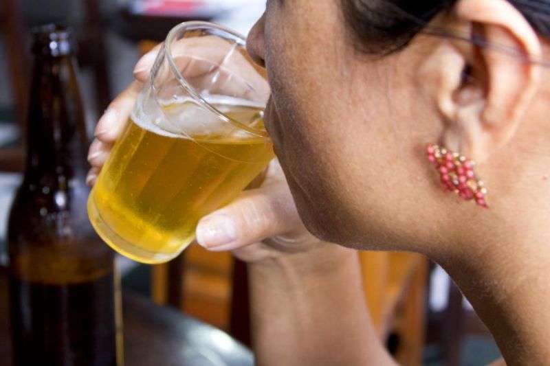 Reajuste no preço da cerveja gera apreensão em bares e restaurantes