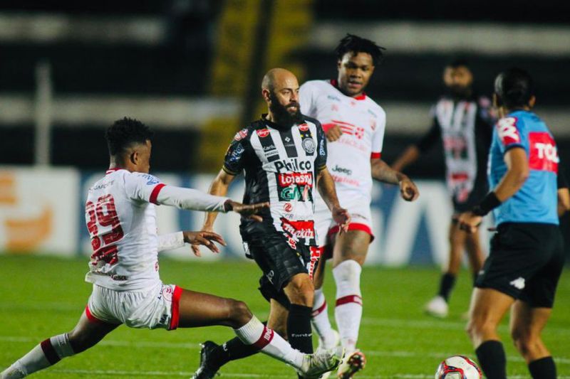 Náutico vence Operário de virada na abertura da 28ª rodada