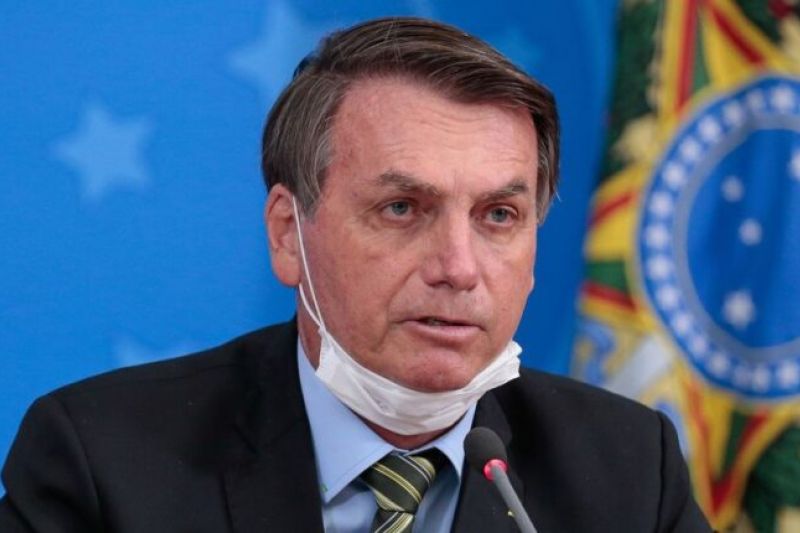 Confederação de municípios repudia fala de Bolsonaro contra passaporte de vacina