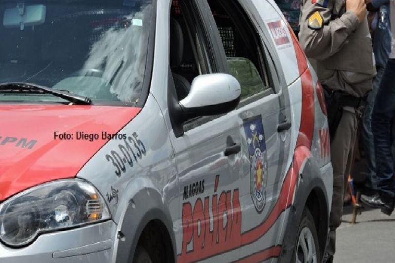 Parentes localizam e prendem homem que matou o irmão a pauladas em Santana do Ipanema