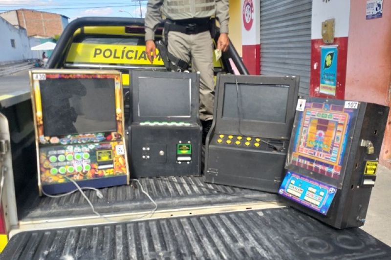 Denúncia leva polícia a apreender máquinas de jogos de azar em Santana do Ipanema