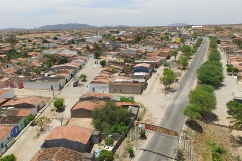 Homem leva facadas nas costas, mas não sabe explicar como foi a agressão em Piranhas